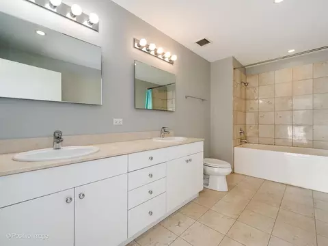 8 E Randolph St #1904, Chicago, IL 60601 photo 15