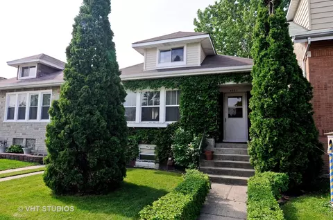 4551 W Wellington Ave, Chicago, IL 60641
