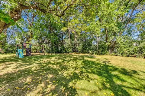 820 Sunset Rd, Wheaton, IL 60189 photo 28