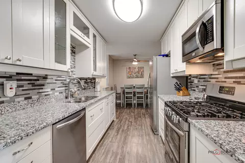 668 Claridge Cir, Hoffman Estates, IL 60169 photo 7
