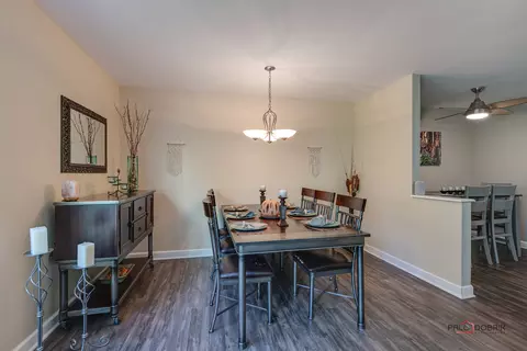 668 Claridge Cir, Hoffman Estates, IL 60169 photo 6