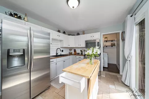 Kitchen - 3709 Anne St, Mchenry, IL 60050 photo 1 of 3