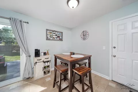 Dining - 3709 Anne St, Mchenry, IL 60050 photo 1 of 1