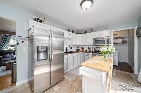 Kitchen - 3709 Anne St, Mchenry, IL 60050 photo 3 of 3