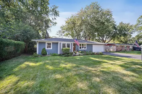 Exterior - 3709 Anne St, Mchenry, IL 60050 photo 1 of 7