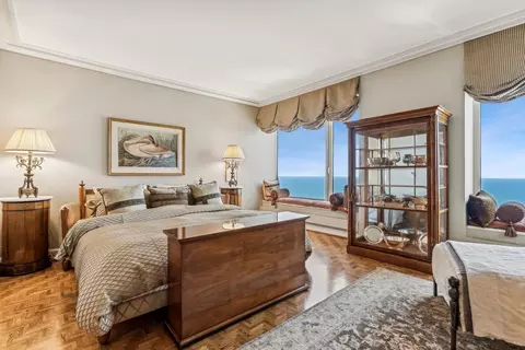 161 E Chicago Ave #54B, Chicago, IL 60611 photo 21