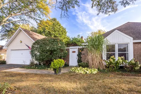 1 Auburn On Asbury, Rolling Meadows, IL 60008