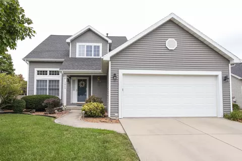 1815 Chuck Murray Dr, Normal, IL 61761