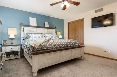 Bedroom - 409 Fox Dr, South Beloit, IL 61080 photo 2 of 8