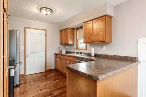 Kitchen - 409 Fox Dr, South Beloit, IL 61080 photo 1 of 5