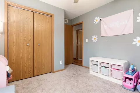 Bedroom - 409 Fox Dr, South Beloit, IL 61080 photo 5 of 8
