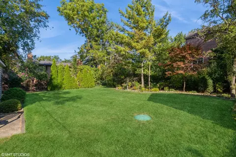 1834 Monroe Ave, Glenview, IL 60025 photo 9