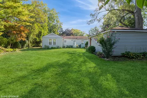 1834 Monroe Ave, Glenview, IL 60025 photo 8