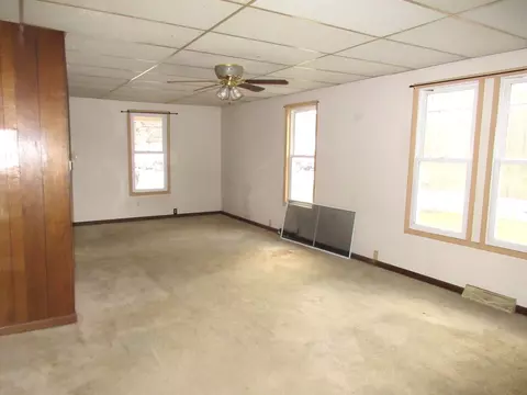305 Oak St, Cedar Point, IL 61316 photo 6