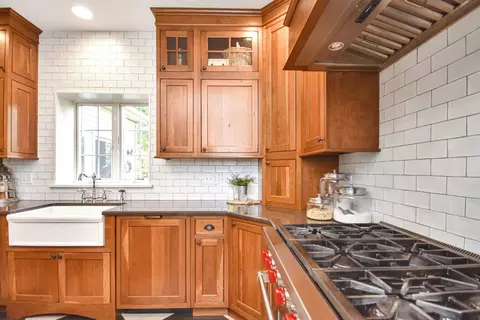 Kitchen - 2708 Stevenson Dr, Bloomington, IL 61704 photo 8 of 15