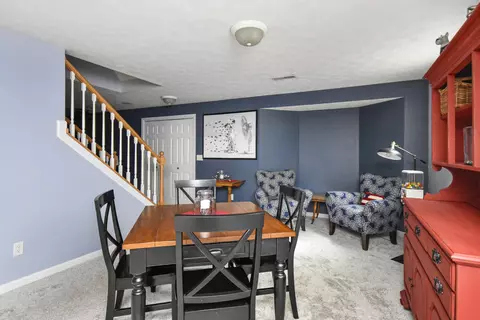 Dining - 2708 Stevenson Dr, Bloomington, IL 61704 photo 10 of 13