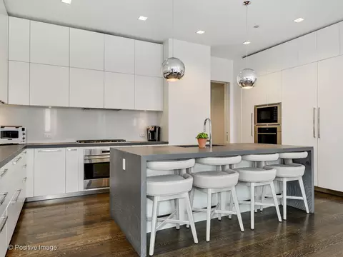 Kitchen - 4 Elm St #6S, Chicago, IL 60611 photo 1 of 4