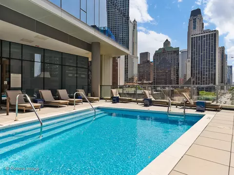 Exterior - 4 Elm St #6S, Chicago, IL 60611 photo 3 of 5