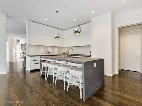 Kitchen - 4 Elm St #6S, Chicago, IL 60611 photo 2 of 4