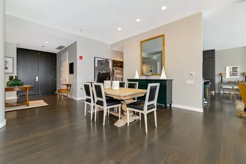 Dining - 4 Elm St #6S, Chicago, IL 60611 photo 2 of 2