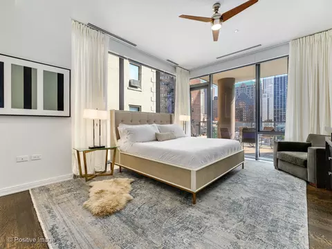 Bedroom - 4 Elm St #6S, Chicago, IL 60611 photo 2 of 4