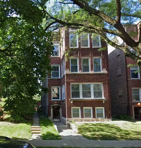 1220 W Columbia Ave, Chicago, IL 60626