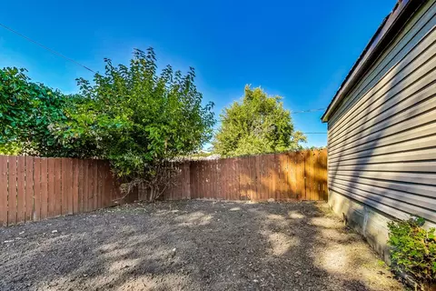 Exterior - 64 Schoenbeck Rd, Wheeling, IL 60090 photo 4 of 7