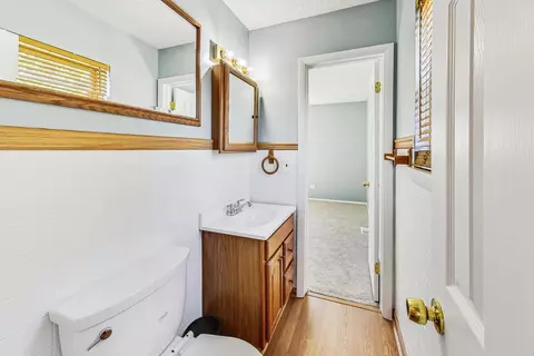 Bath - 64 Schoenbeck Rd, Wheeling, IL 60090 photo 4 of 4