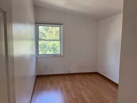 2174 Chestnut St #D, Des Plaines, IL 60018 photo 11