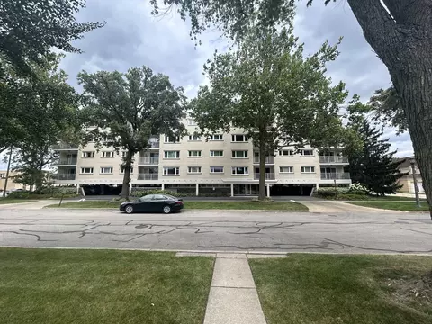 1535 Forest Ave #506, River Forest, IL 60305