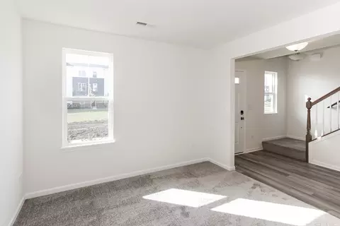 1123 Dock St, Des Plaines, IL 60018 photo 17