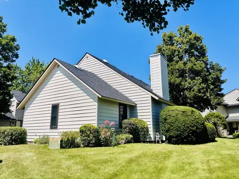 649 Beth Ct, Gurnee, IL 60031