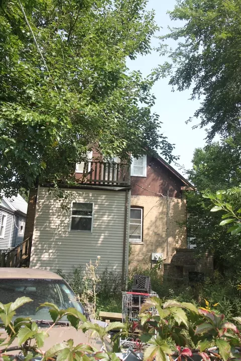Exterior - 1824 Simpson St, Evanston, IL 60201 photo 2 of 2
