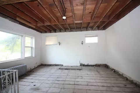 Living - 1824 Simpson St, Evanston, IL 60201 photo 1 of 1