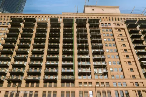 165 N Canal St #1525, Chicago, IL 60606