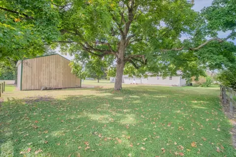 Exterior - 302 N 1st St, Secor, IL 61771 photo 5 of 7
