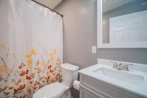 Bath - 302 N 1st St, Secor, IL 61771 photo 1 of 2