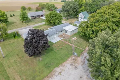 View/Area - 302 N 1st St, Secor, IL 61771 photo 1 of 2