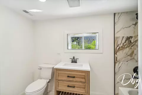 Bath - 34686 N Long Ave, Ingleside, IL 60041 photo 6 of 6