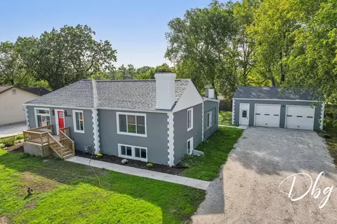 Exterior - 34686 N Long Ave, Ingleside, IL 60041 photo 5 of 11
