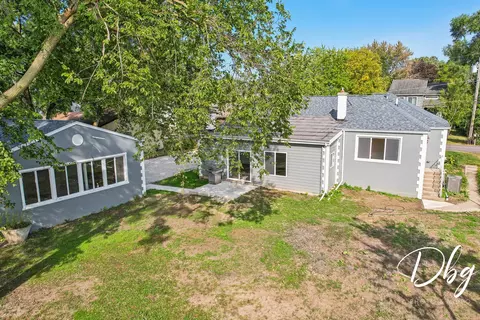 Exterior - 34686 N Long Ave, Ingleside, IL 60041 photo 6 of 11