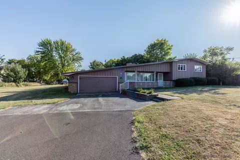 311 E Maple Ave, Manlius, IL 61338