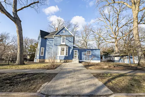 10155 S Wood St, Chicago, IL 60643