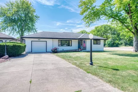 25455 W Knapp St, Channahon, IL 60410