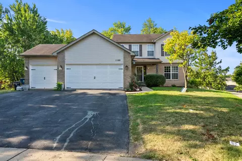 1155 Manor Ct, Crest Hill, IL 60403