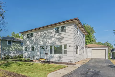 2404 Dove St, Rolling Meadows, IL 60008