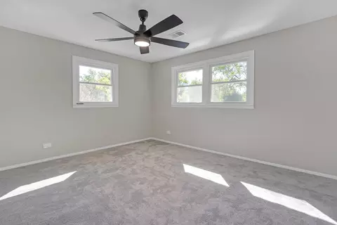 2404 Dove St, Rolling Meadows, IL 60008 photo 18
