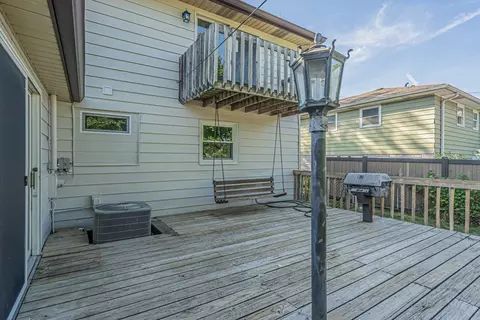 2404 Dove St, Rolling Meadows, IL 60008 photo 26