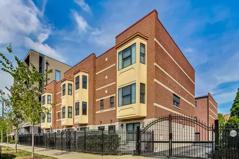 2340 W Adams St #41, Chicago, IL 60612