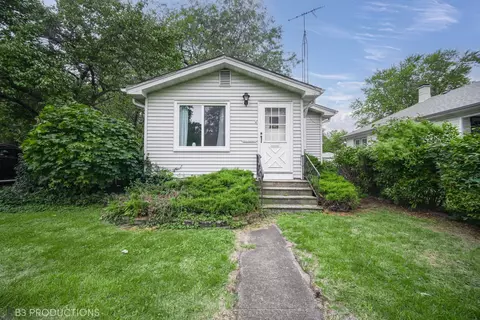 131 S Park Rd, Joliet, IL 60433